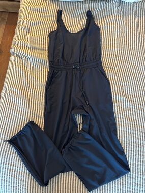 Abercrombie Travel Navy Sleeveless Jumpsuit with Drawstring Waist- Size M Tall